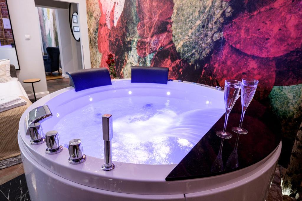 Arts Apartments - Kraków Old Town